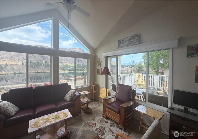 Photo 3 of Manufactured home for sale at 7 Quaking Aspen Dr, Winthrop, WA 98862 | MLS# NWM2569265 | Listing updated on 2026-09-23