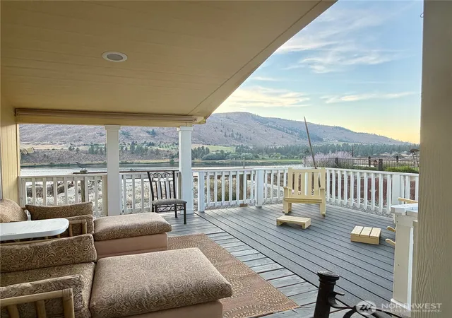 Photo 3 of Manufactured home for sale at 7 Quaking Aspen Dr, Winthrop, WA 98862 | MLS# NWM2569265 | Listing updated on 2026-09-23