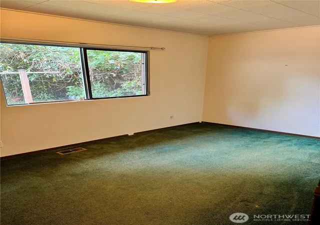 Photo 4 of Sale Pending at 18610 196th Avenue SE, Renton, WA 98058 | MLS# NWM2569378 | Listing updated on 2026-09-24