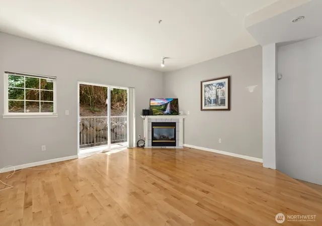Photo 2 of Sale Pending at 1800 Ne 40 Street #B-4, Renton, WA 98056 | MLS# NWM2569395 | Listing updated on 2026-09-25