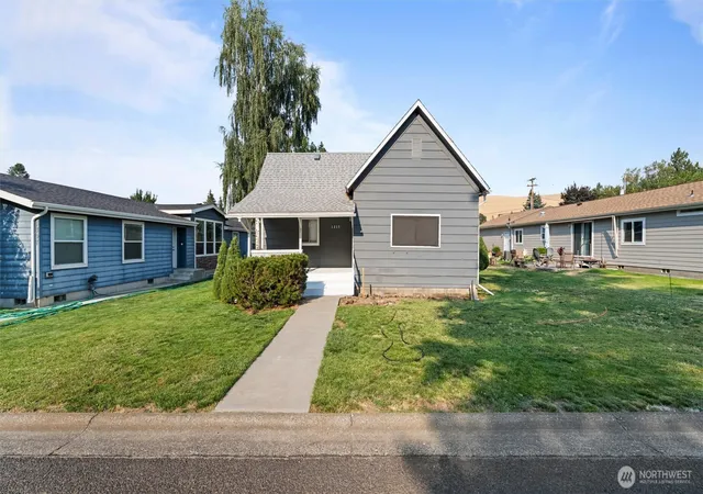 Photo 2 of Single family home for sale at 1315 S 2nd Street, Dayton, WA 99328 | MLS# NWM2569417 | Listing updated on 2026-09-22