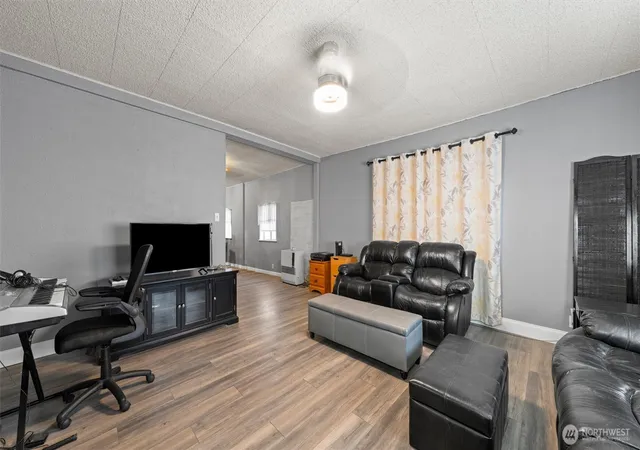 Photo 3 of Single family home for sale at 1315 S 2nd Street, Dayton, WA 99328 | MLS# NWM2569417 | Listing updated on 2026-09-22