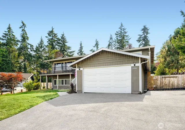 Photo 2 of Single family home for sale at 4329 S 239th Place, Kent, WA 98032 | MLS# NWM2569486 | Listing updated on 2026-10-09