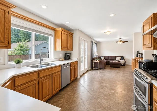 Photo 2 of Single family home for sale at 12110 29th Avenue Se, Everett, WA 98208 | MLS# NWM2569527 | Listing updated on 2026-09-23