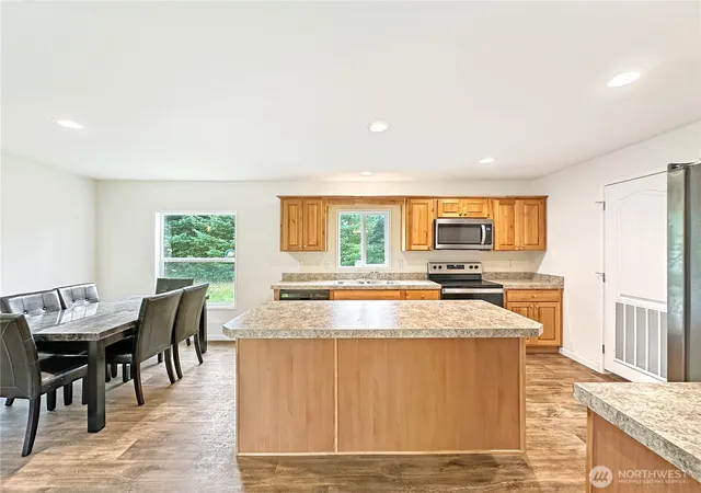 Photo 3 of Sale Pending at 46 Copalis Beach Rd, Copalis Beach, WA 98535 | MLS# NWM2569559 | Listing updated on 2026-09-21
