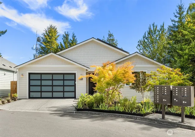 Photo 2 of Single family home for sale at 720 Fords Ct Nw, Bainbridge Island, WA 98110 | MLS# NWM2569560 | Listing updated on 2026-09-29