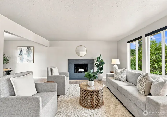 Photo 4 of Sale Pending at 2321 NE Eton Ln, Bremerton, WA 98311 | MLS# NWM2569626 | Listing updated on 2026-10-01