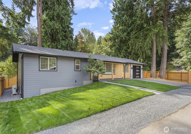 Photo 2 of Condo for sale at 20921 W Richmond Rd, Bothell, WA 98021 | MLS# NWM2569717 | Listing updated on 2026-10-01