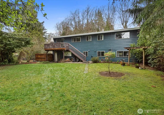 Photo 3 of Single family home for sale at 16445 Ambaum Blvd S, Burien, WA 98148 | MLS# NWM2569873 | Listing updated on 2026-09-23