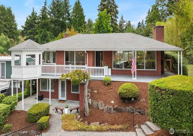 Photo 1 of Single family home for sale at 6635 57th Ave Ne, Seattle, WA 98115 | MLS# NWM2569902 | Listing updated on 2026-09-18