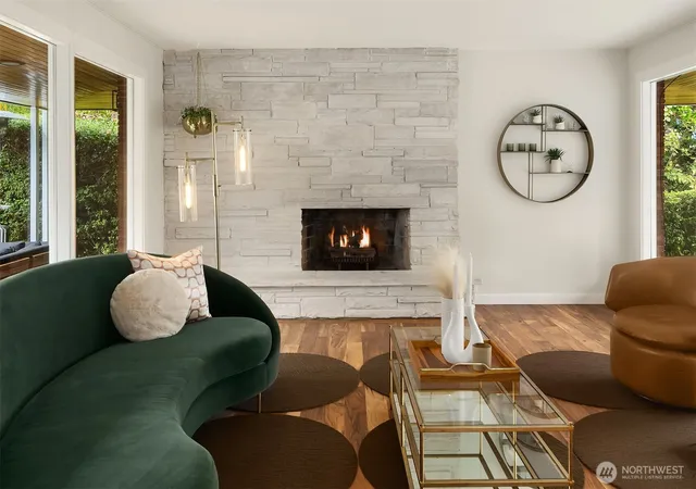 Photo 4 of Single family home for sale at 6635 57Th Ave Ne, Seattle, WA 98115 | MLS# NWM2569902 | Listing updated on 2026-09-18