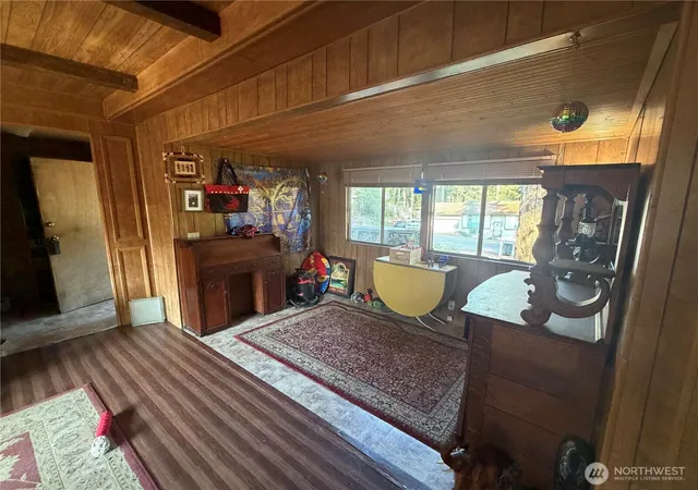 Photo 4 of Sale Pending at 190 NE Caption Hook Dr, Belfair, WA 98528 | MLS# NWM2569920 | Listing updated on 2026-09-27