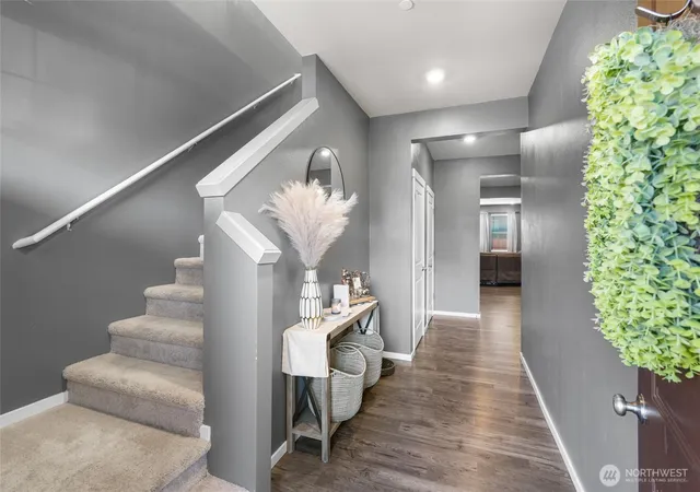 Photo 2 of Single family home for sale at 18625 110th Avenue E, Puyallup, WA 98374 | MLS# NWM2569928 | Listing updated on 2026-09-25