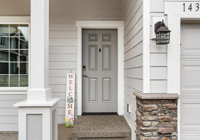 Photo 3 of Single family home for sale at 14332 11th Place W #9, Lynnwood, WA 98087 | MLS# NWM2569936 | Listing updated on 2026-10-02