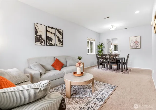 Photo 4 of Single family home for sale at 14332 11th Place W #9, Lynnwood, WA 98087 | MLS# NWM2569936 | Listing updated on 2026-10-02