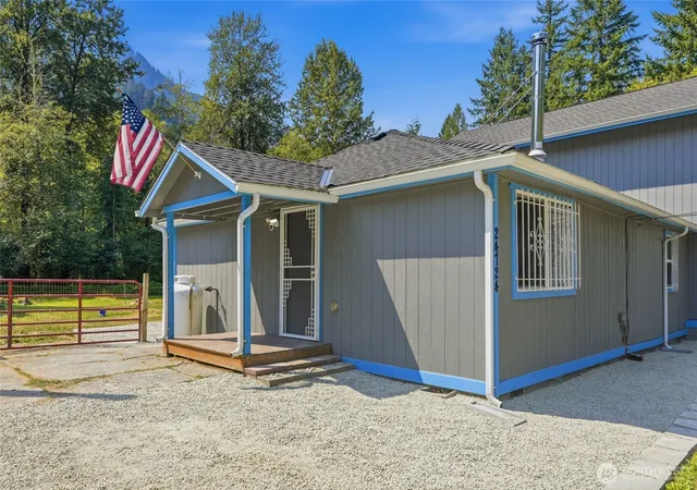 Photo 3 of Single family home for sale at 24724 Clear Crk Rd, Darrington, WA 98241 | MLS# NWM2569958 | Listing updated on 2026-09-23