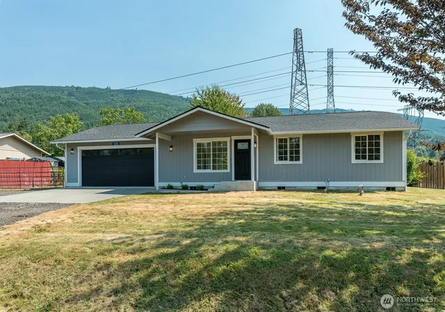 Photo 2 of Single family home for sale at 5205 Aerie Ln, Sedro Woolley, WA 98284 | MLS# NWM2569979 | Listing updated on 2026-09-23