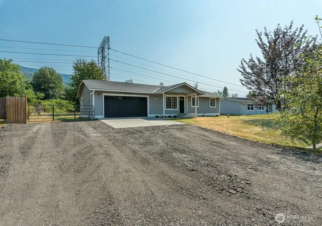 Photo 3 of Single family home for sale at 5205 Aerie Ln, Sedro Woolley, WA 98284 | MLS# NWM2569979 | Listing updated on 2026-09-23