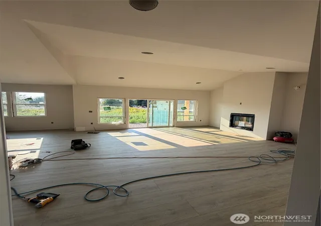 Photo 3 of Single family home for sale at 809 E 6th Street, Nooksack, WA 98276 | MLS# NWM2570082 | Listing updated on 2026-09-23