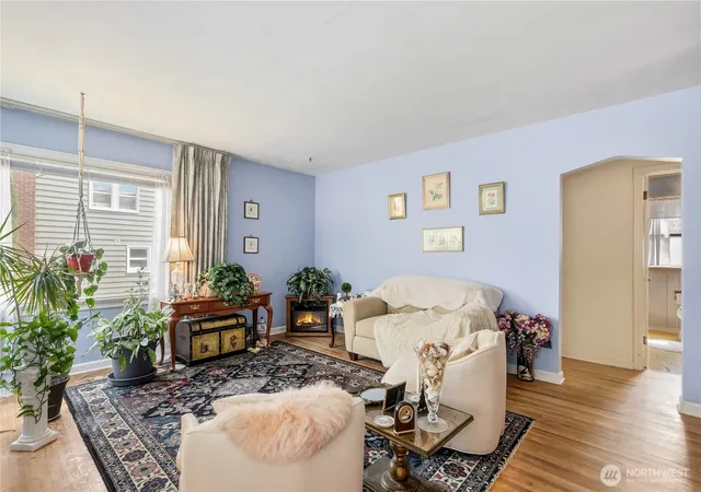 Photo 4 of Single family home for sale at 4212 N 16th Street, Tacoma, WA 98406 | MLS# NWM2570207 | Listing updated on 2026-09-28