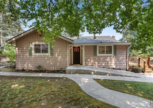 Photo 1 of Single family home for sale at 289 Curtis Hl Rd, Chehalis, WA 98532 | MLS# NWM2570214 | Listing updated on 2026-09-29