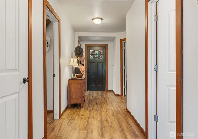 Photo 2 of Single family home for sale at 289 Curtis Hl Rd, Chehalis, WA 98532 | MLS# NWM2570214 | Listing updated on 2026-09-29