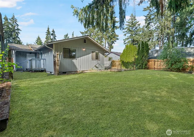 Photo 2 of Sale Pending at 8012 187th Street Ct E, Puyallup, WA 98375 | MLS# NWM2570235 | Listing updated on 2026-10-01