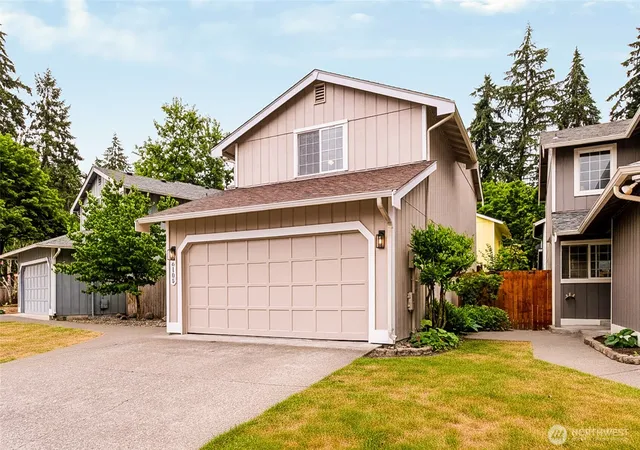 Photo 2 of Sale Pending at 6105 Carmel Ln Se, Lacey, WA 98503 | MLS# NWM2570261 | Listing updated on 2026-09-25