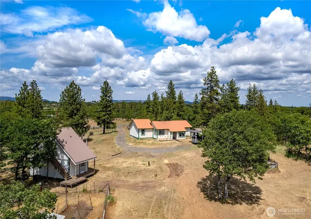 Photo 1 of Single family home for sale at 566 Woodlane Rd, Goldendale, WA 98620 | MLS# NWM2570277 | Listing updated on 2026-09-28