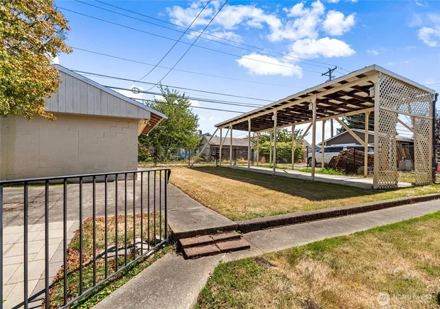 Single family home for sale at 6117 S G St, Tacoma, WA 98408 | MLS# NWM2570318