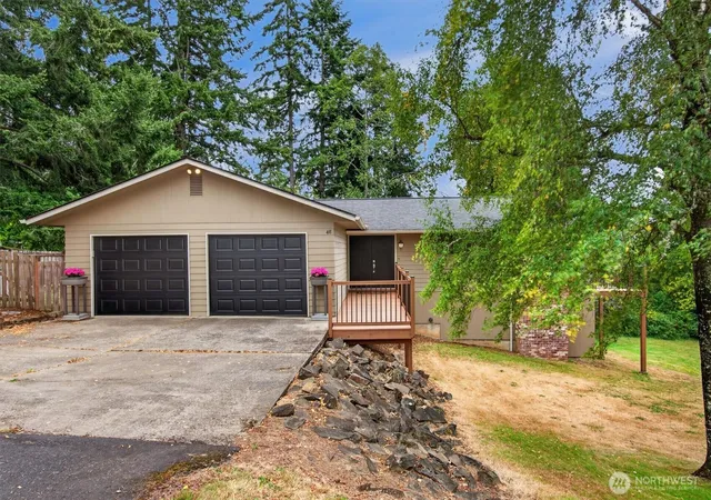 Photo 1 of Single family home for sale at 48 Clover St, Cathlamet, WA 98612 | MLS# NWM2570413 | Listing updated on 2026-09-17