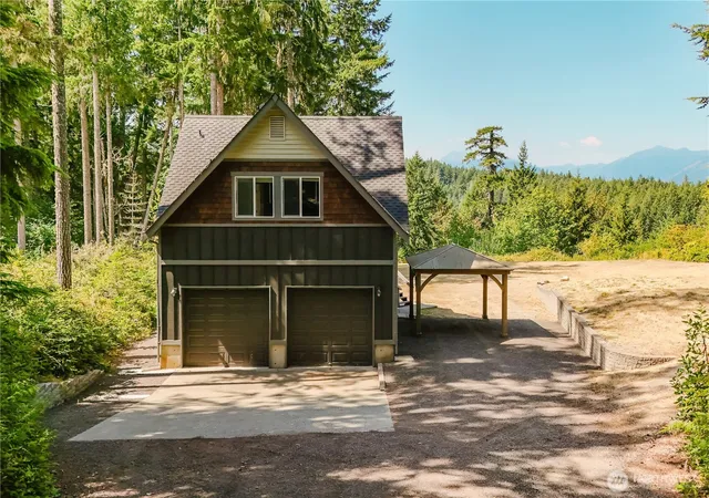 Photo 3 of Single family home for sale at 10154 Nw Merlins Ln, Bremerton, WA 98312 | MLS# NWM2570496 | Listing updated on 2026-09-23