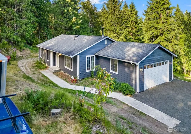 Photo 1 of Single family home for sale at 600 E Probert Rd, Shelton, WA 98584 | MLS# NWM2570503 | Listing updated on 2026-09-30