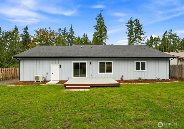 Photo 2 of Single family home for sale at 740 E Lakeshore Dr, Shelton, WA 98584 | MLS# NWM2570515 | Listing updated on 2026-09-23