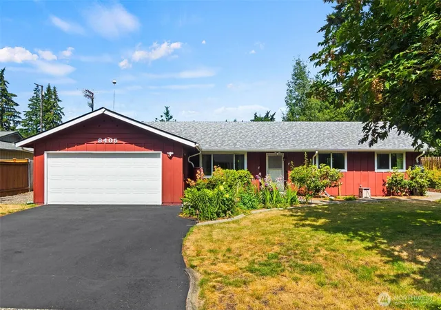 Photo 2 of Single family home for sale at 8405 113th Street E, Puyallup, WA 98373 | MLS# NWM2570668 | Listing updated on 2026-09-23