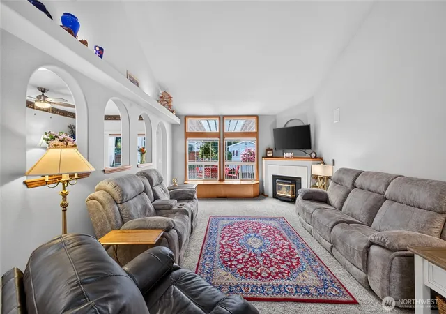 Photo 2 of Sale Pending at 11316 88th Avenue E, Puyallup, WA 98373 | MLS# NWM2570714 | Listing updated on 2026-09-25