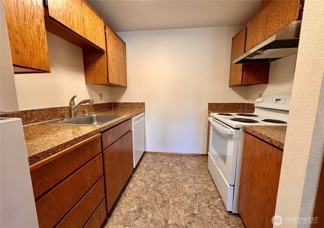 Photo 3 of Multi family home for sale at 1125 N 13th (lot D) St #LOT D, Shelton, WA 98584 | MLS# NWM2570803 | Listing updated on 2026-09-23