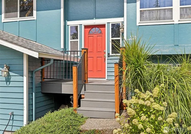 Photo 2 of Sale Pending at 3011 176th Street Se, Bothell, WA 98012 | MLS# NWM2570810 | Listing updated on 2026-10-07