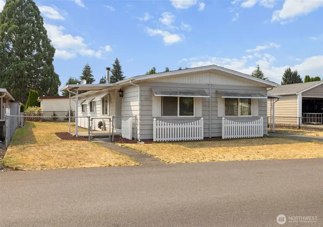 Photo 2 of Manufactured home for sale at 5305 Yakima Ln Se, Lacey, WA 98503 | MLS# NWM2570892 | Listing updated on 2026-09-30