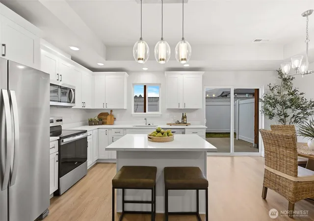Photo 1 of Townhouse for sale at 1075 Red Apple Rd #F21, Wenatchee, WA 98801 | MLS# NWM2570967 | Listing updated on 2026-10-22