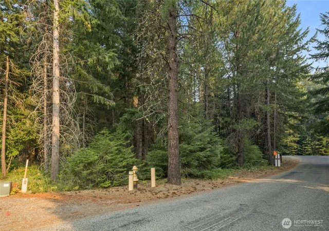 Photo 1 of Land for sale at 2 Oakmont, Cle Elum, WA 98922 | MLS# NWM2571057 | Listing updated on 2026-09-23