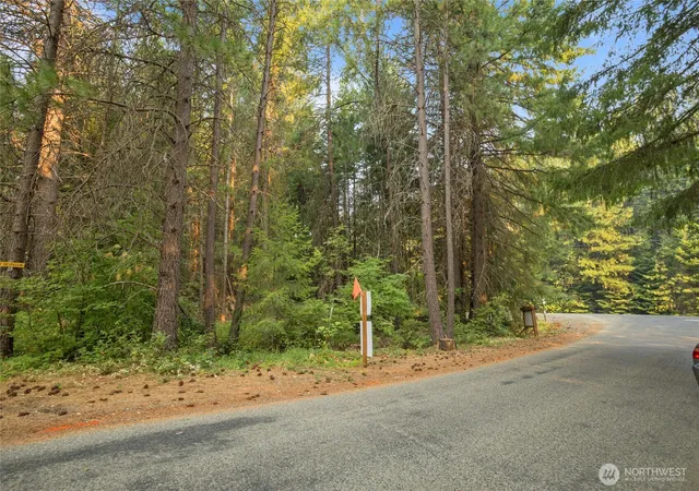 Photo 3 of Land for sale at 1 Oakmont, Cle Elum, WA 98922 | MLS# NWM2571060 | Listing updated on 2026-09-23