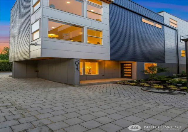 Photo 1 of Sale Pending at 5013 Fauntleroy Way Sw, Seattle, WA 98136 | MLS# NWM2571062 | Listing updated on 2026-09-11