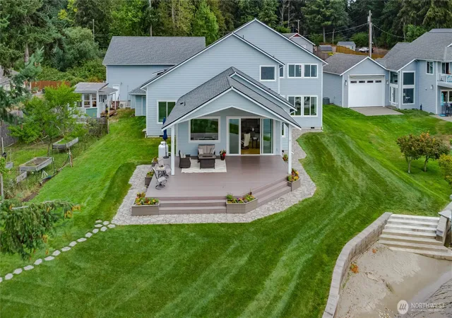 Photo 3 of Single family home for sale at 6529 Shady Ln Se #A,B,D, Lacey, WA 98503 | MLS# NWM2571075 | Listing updated on 2026-10-01