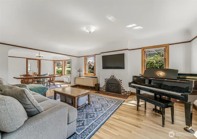 Photo 3 of Single family home for sale at 1115 N Cedar St, Tacoma, WA 98406 | MLS# NWM2571255 | Listing updated on 2026-09-24