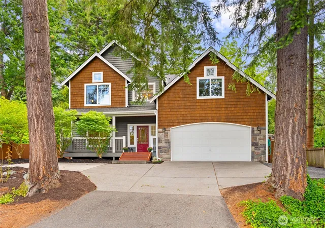 Photo 3 of Sale Pending at 19028 37th Avenue NE, Lake Forest Park, WA 98155 | MLS# NWM2571264 | Listing updated on 2026-09-25