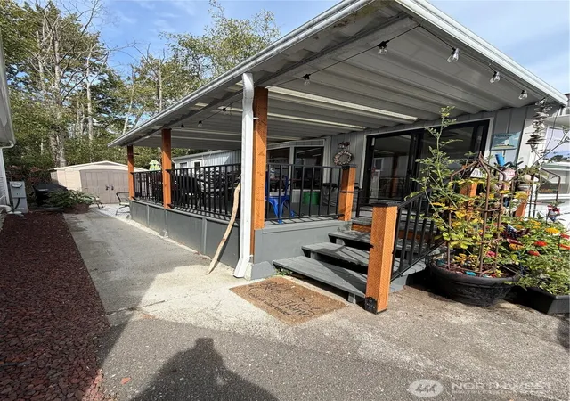 Photo 2 of Manufactured home for sale at 4980 Morgan Dr #42, Birch Bay, WA 98230 | MLS# NWM2571288 | Listing updated on 2026-09-28