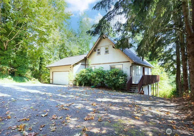 Photo 3 of Contingent at 4320 King Ave, Bellingham, WA 98226 | MLS# NWM2571334 | Listing updated on 2026-09-28