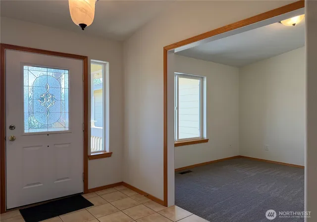 Photo 3 of Single family home for sale at 91 Fieldstone Ct, Ellensburg, WA 98926 | MLS# NWM2571343 | Listing updated on 2026-09-25