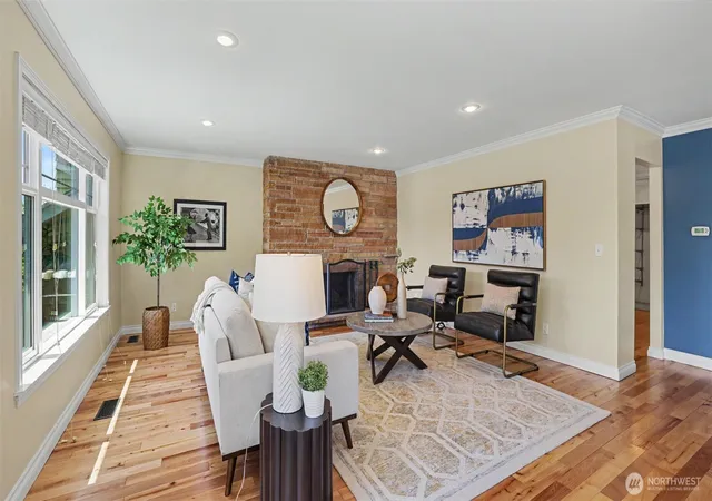 Photo 4 of Single family home for sale at 1326 N 40th Street, Seattle, WA 98103 | MLS# NWM2571355 | Listing updated on 2026-09-25